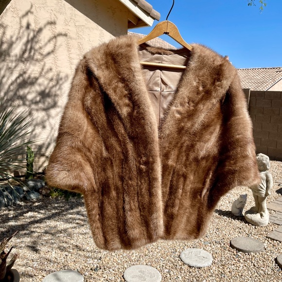 Mink fur wrap, stole, cape-let - EUC vintage - Picture 4 of 15
